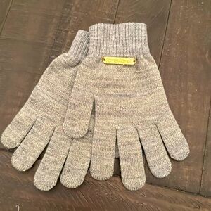 Bebe silver gloves NWOT